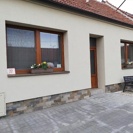 Apartmán Lednická Břeclav Exterior foto