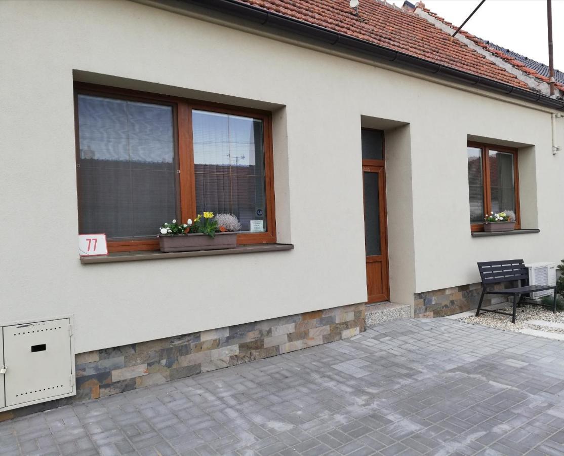 Apartmán Lednická Břeclav Exterior foto